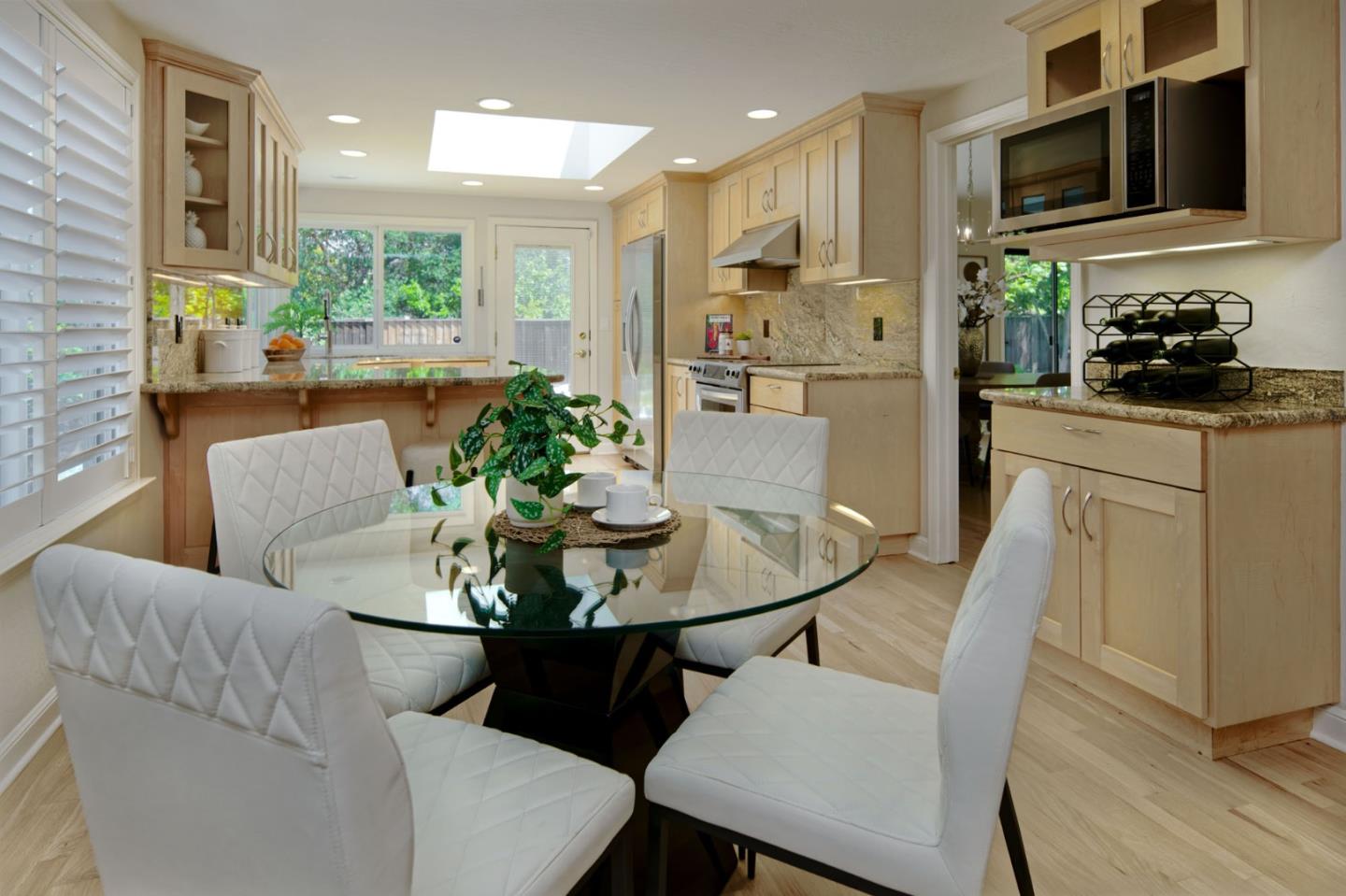 Detail Gallery Image 14 of 55 For 7068 Brooktree Way, San Jose,  CA 95120 - 4 Beds | 2 Baths