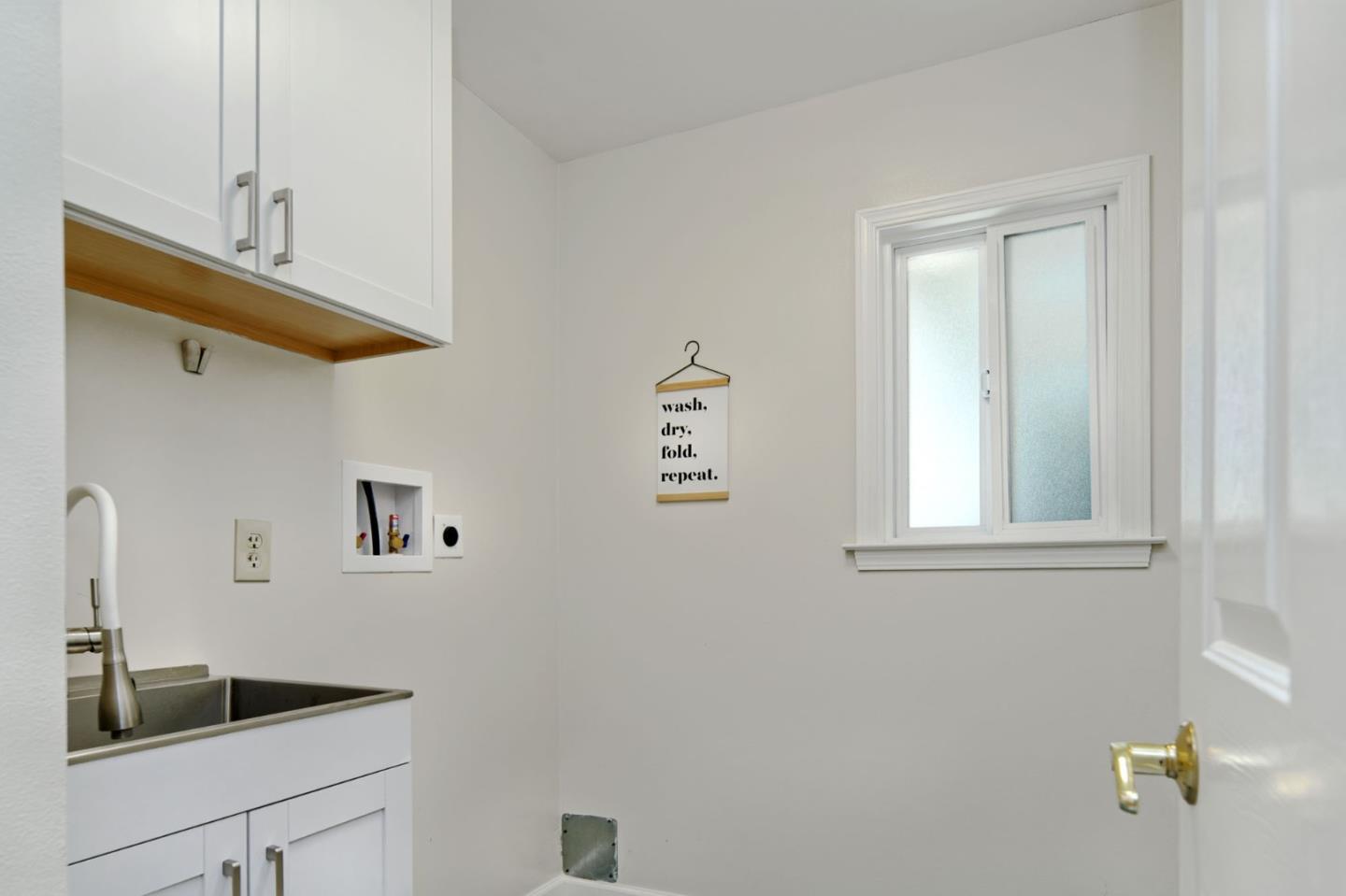 Detail Gallery Image 32 of 55 For 7068 Brooktree Way, San Jose,  CA 95120 - 4 Beds | 2 Baths
