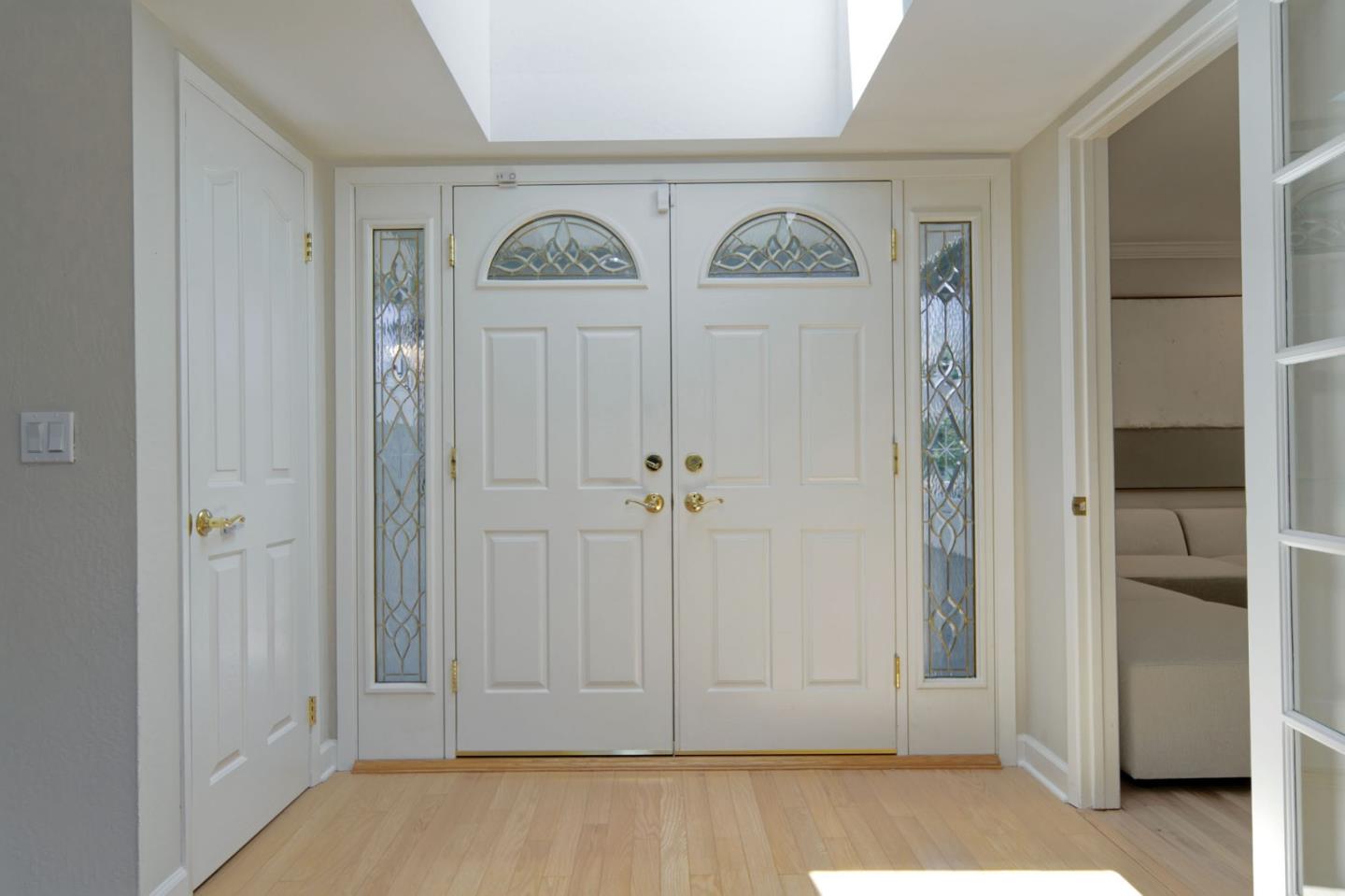 Detail Gallery Image 4 of 55 For 7068 Brooktree Way, San Jose,  CA 95120 - 4 Beds | 2 Baths