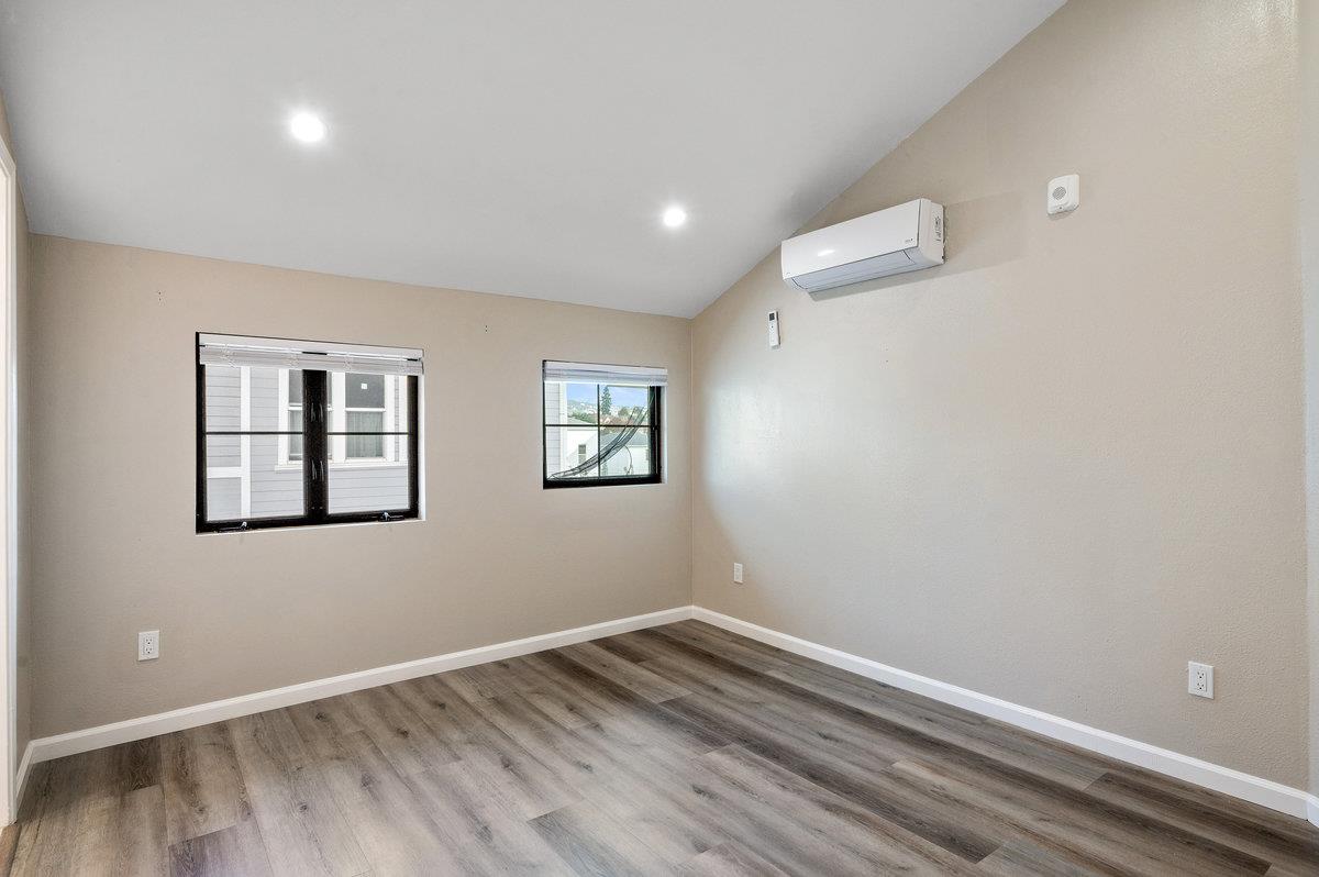 Detail Gallery Image 21 of 26 For 1434 8th Ave, Oakland,  CA 94606 - 3 Beds | 2 Baths