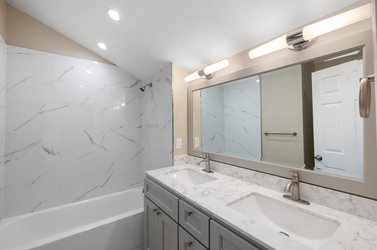 Detail Gallery Image 24 of 26 For 1434 8th Ave, Oakland,  CA 94606 - 3 Beds | 2 Baths