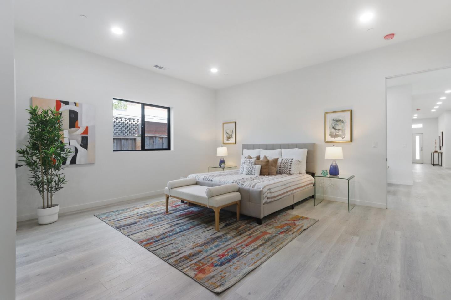 Detail Gallery Image 11 of 30 For 871 Menker, San Jose,  CA 95128 - 5 Beds | 4 Baths