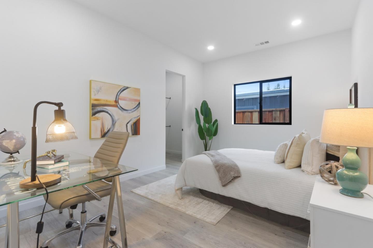 Detail Gallery Image 17 of 30 For 871 Menker, San Jose,  CA 95128 - 5 Beds | 4 Baths