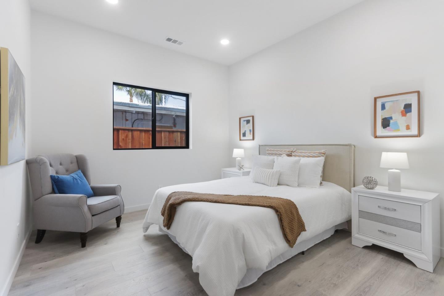 Detail Gallery Image 19 of 30 For 871 Menker, San Jose,  CA 95128 - 5 Beds | 4 Baths