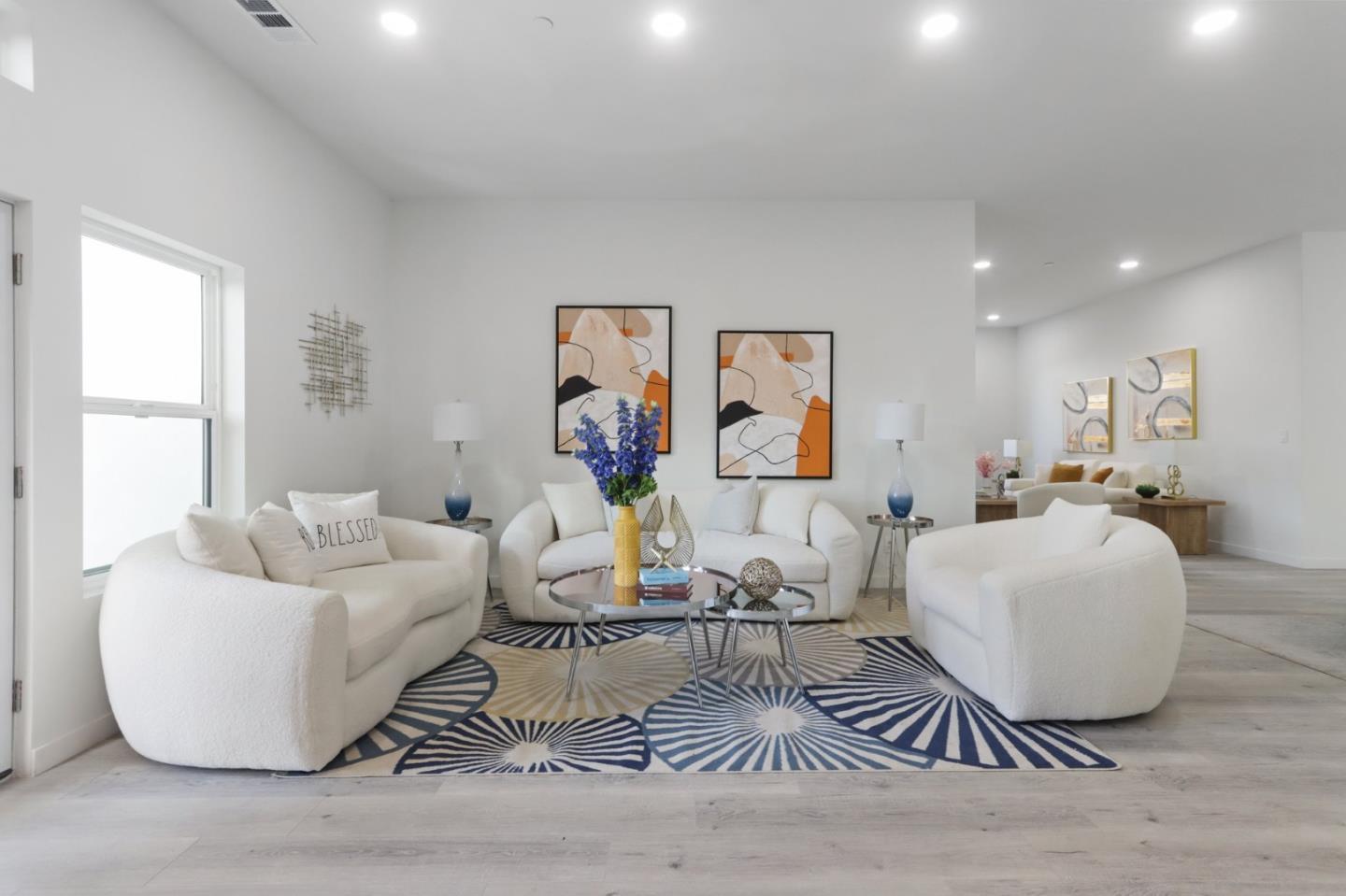 Detail Gallery Image 6 of 30 For 871 Menker, San Jose,  CA 95128 - 5 Beds | 4 Baths