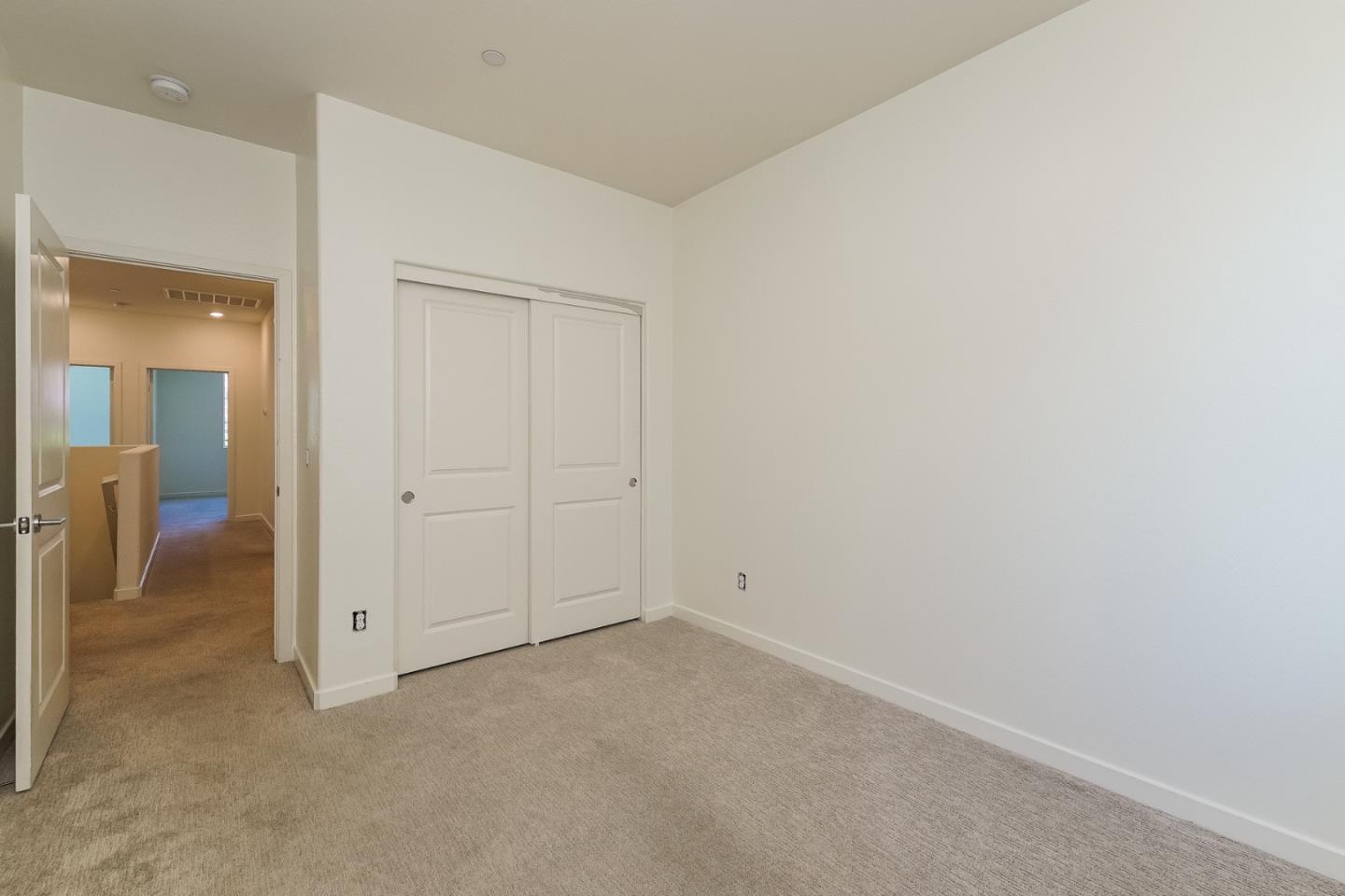Detail Gallery Image 16 of 25 For 8255 N Sophie Ct, Northridge,  CA 91325 - 4 Beds | 2/1 Baths
