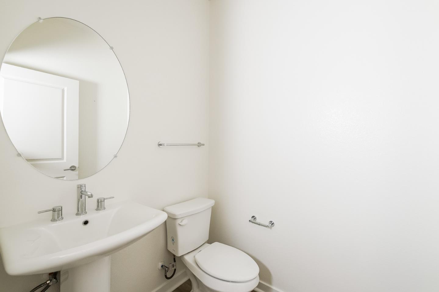 Detail Gallery Image 22 of 25 For 8255 N Sophie Ct, Northridge,  CA 91325 - 4 Beds | 2/1 Baths