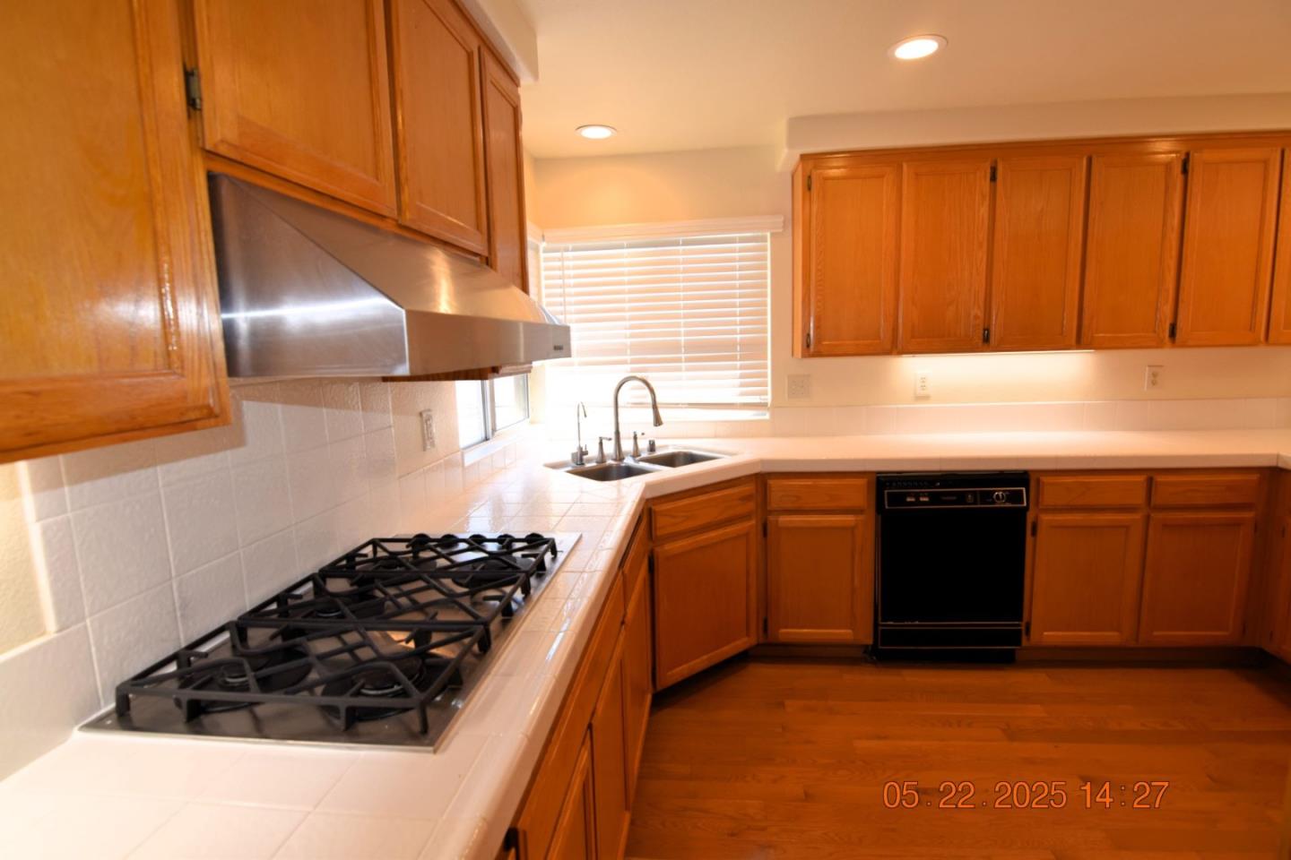 Detail Gallery Image 26 of 50 For 3963 Mead St, Antioch,  CA 94531 - 3 Beds | 2/1 Baths