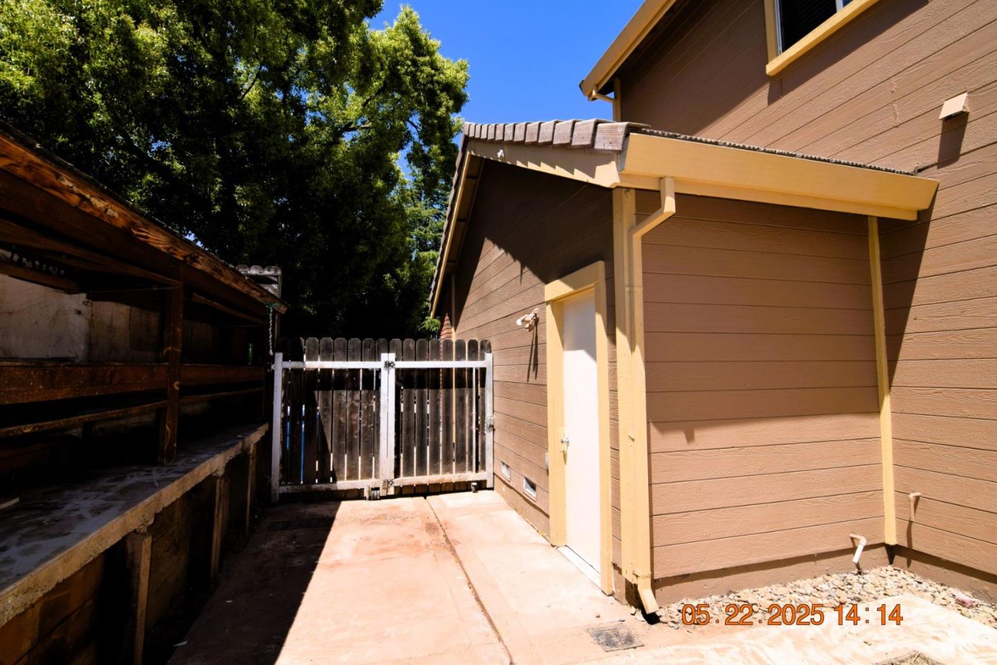 Detail Gallery Image 5 of 50 For 3963 Mead St, Antioch,  CA 94531 - 3 Beds | 2/1 Baths