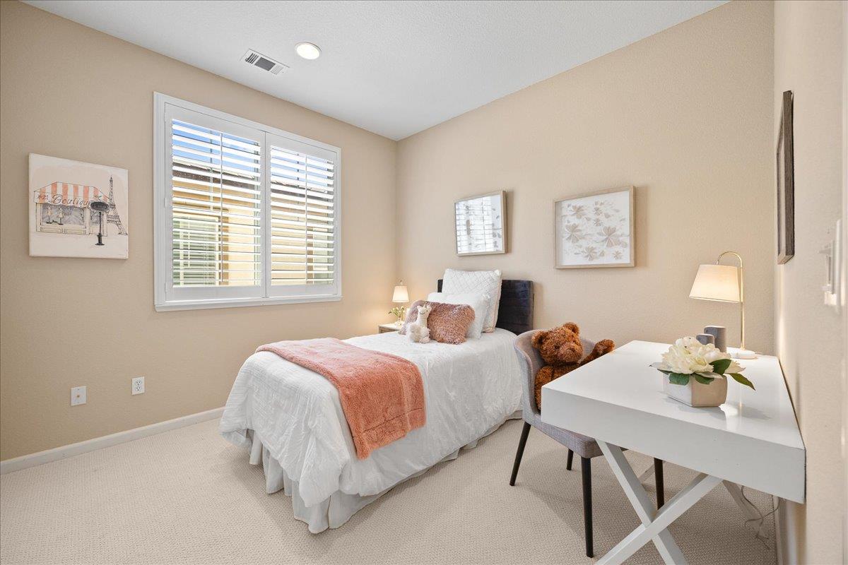 Detail Gallery Image 20 of 30 For 2015 Parkhurst St, Hayward,  CA 94541 - 4 Beds | 2/1 Baths