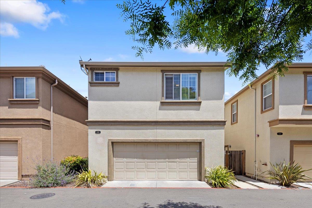 Detail Gallery Image 25 of 30 For 2015 Parkhurst St, Hayward,  CA 94541 - 4 Beds | 2/1 Baths