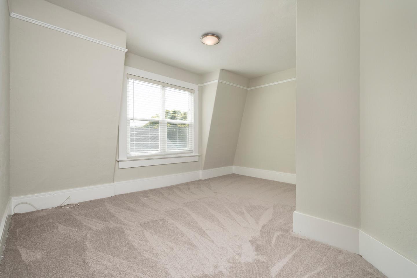 Detail Gallery Image 17 of 31 For 34 10th Ave, San Mateo,  CA 94401 - 4 Beds | 3 Baths