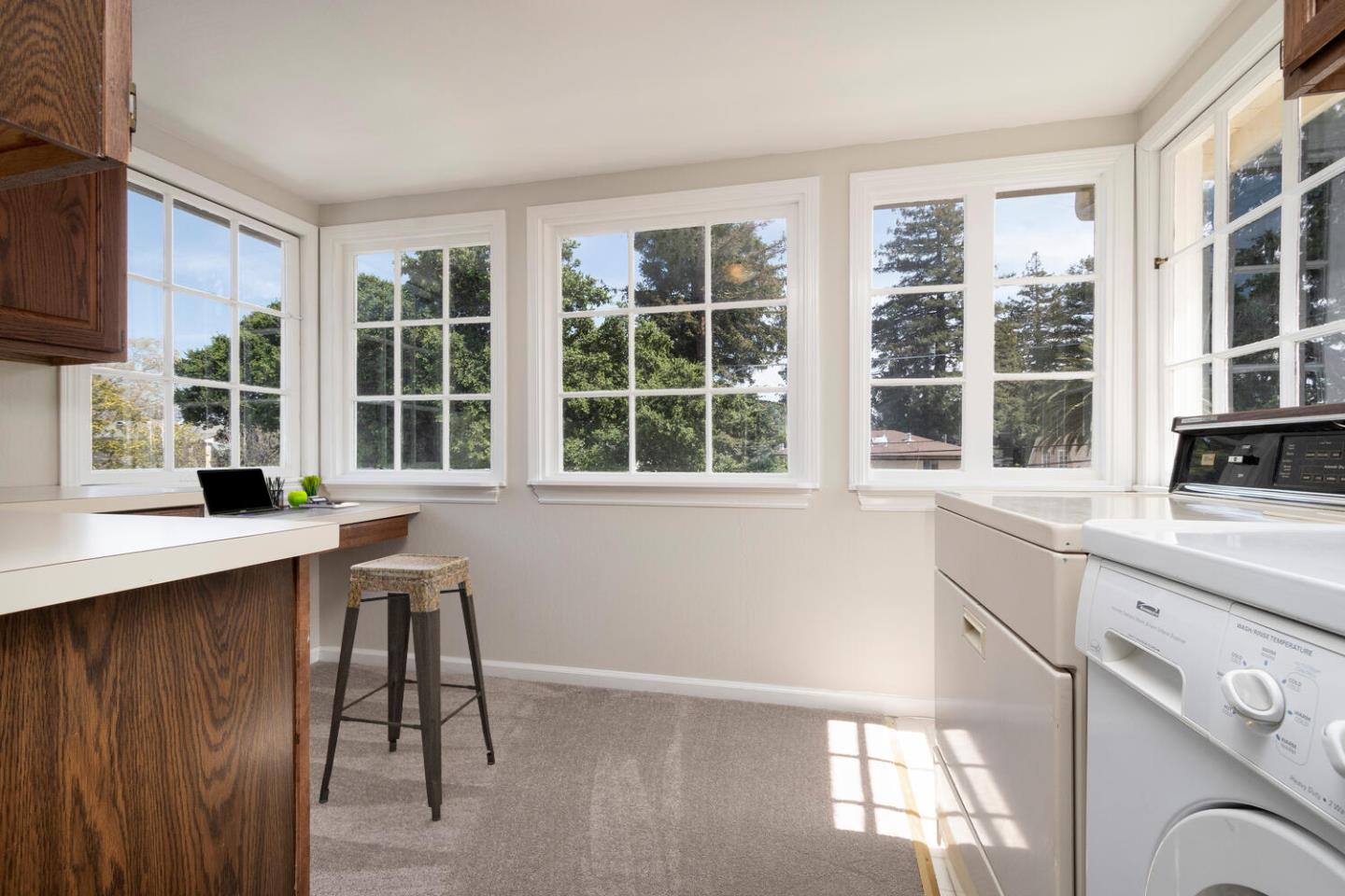 Detail Gallery Image 19 of 31 For 34 10th Ave, San Mateo,  CA 94401 - 4 Beds | 3 Baths