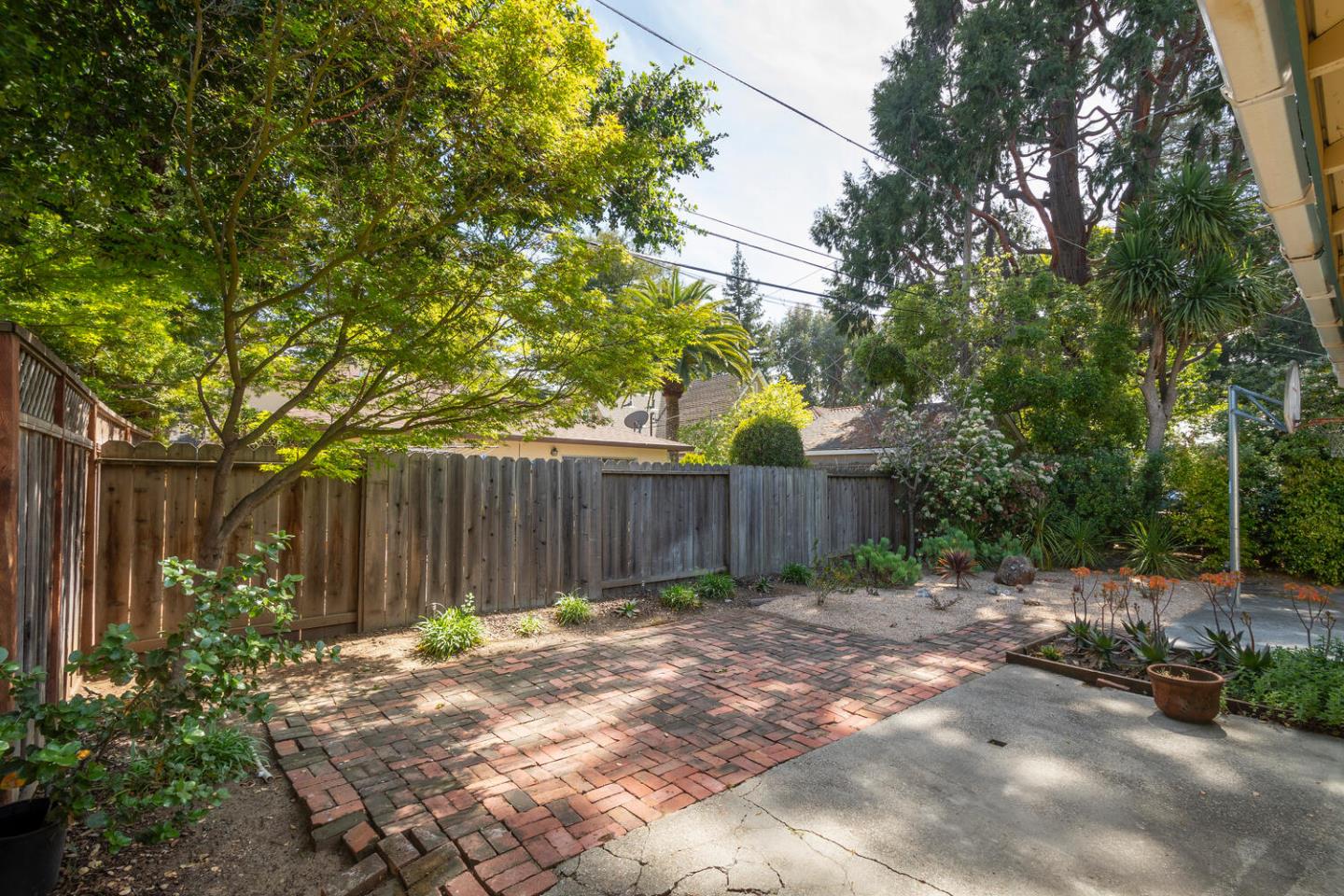 Detail Gallery Image 22 of 31 For 34 10th Ave, San Mateo,  CA 94401 - 4 Beds | 3 Baths