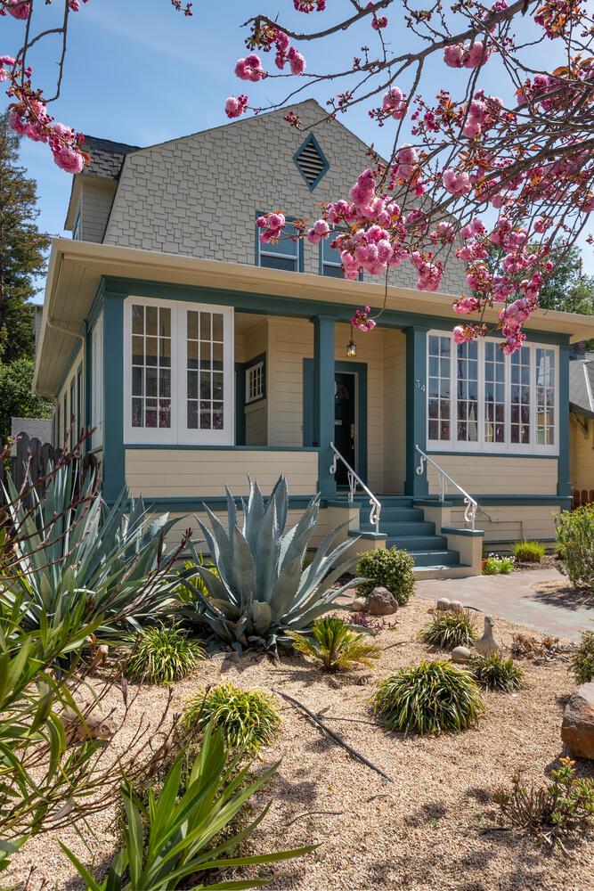 Detail Gallery Image 4 of 31 For 34 10th Ave, San Mateo,  CA 94401 - 4 Beds | 3 Baths