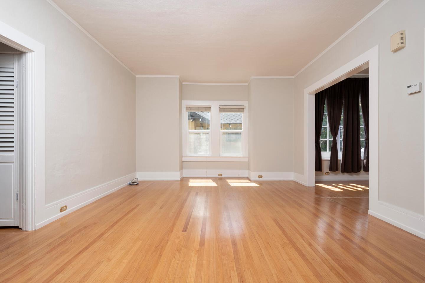 Detail Gallery Image 7 of 31 For 34 10th Ave, San Mateo,  CA 94401 - 4 Beds | 3 Baths