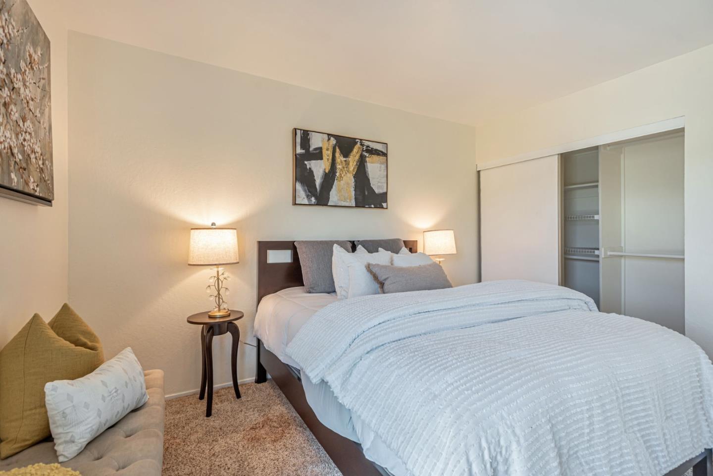 Detail Gallery Image 20 of 38 For 3217 Admiralty Ln, Foster City,  CA 94404 - 2 Beds | 1/1 Baths