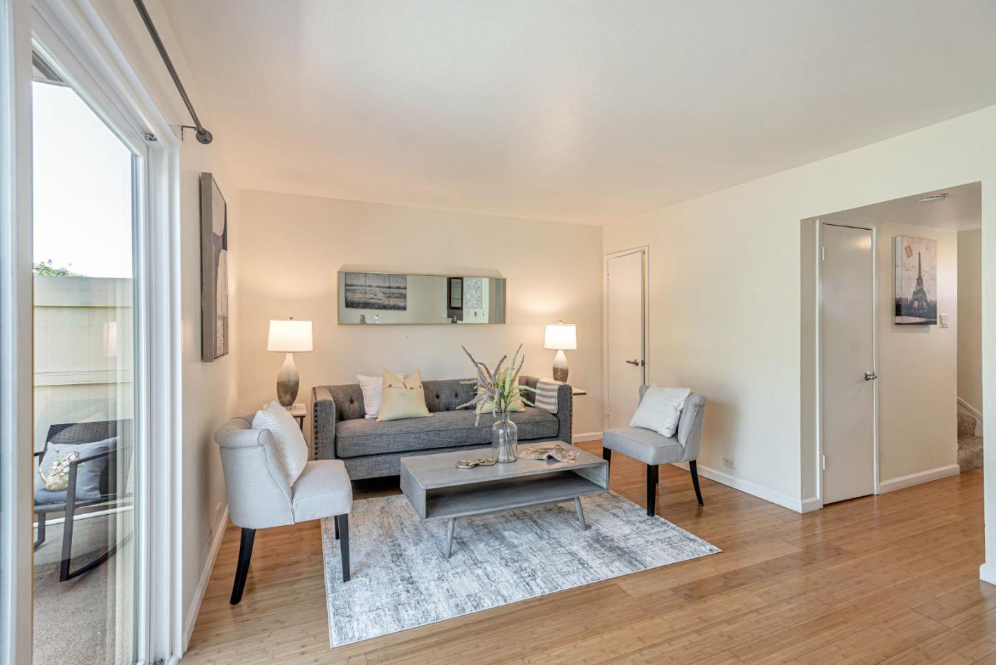 Detail Gallery Image 5 of 38 For 3217 Admiralty Ln, Foster City,  CA 94404 - 2 Beds | 1/1 Baths