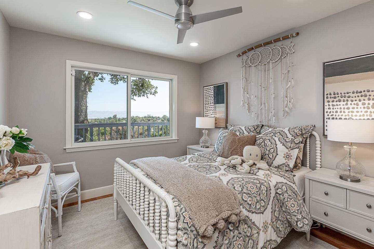 Detail Gallery Image 23 of 45 For 13038 Vista Del Valle Ct, Los Altos Hills,  CA 94022 - 4 Beds | 3/1 Baths