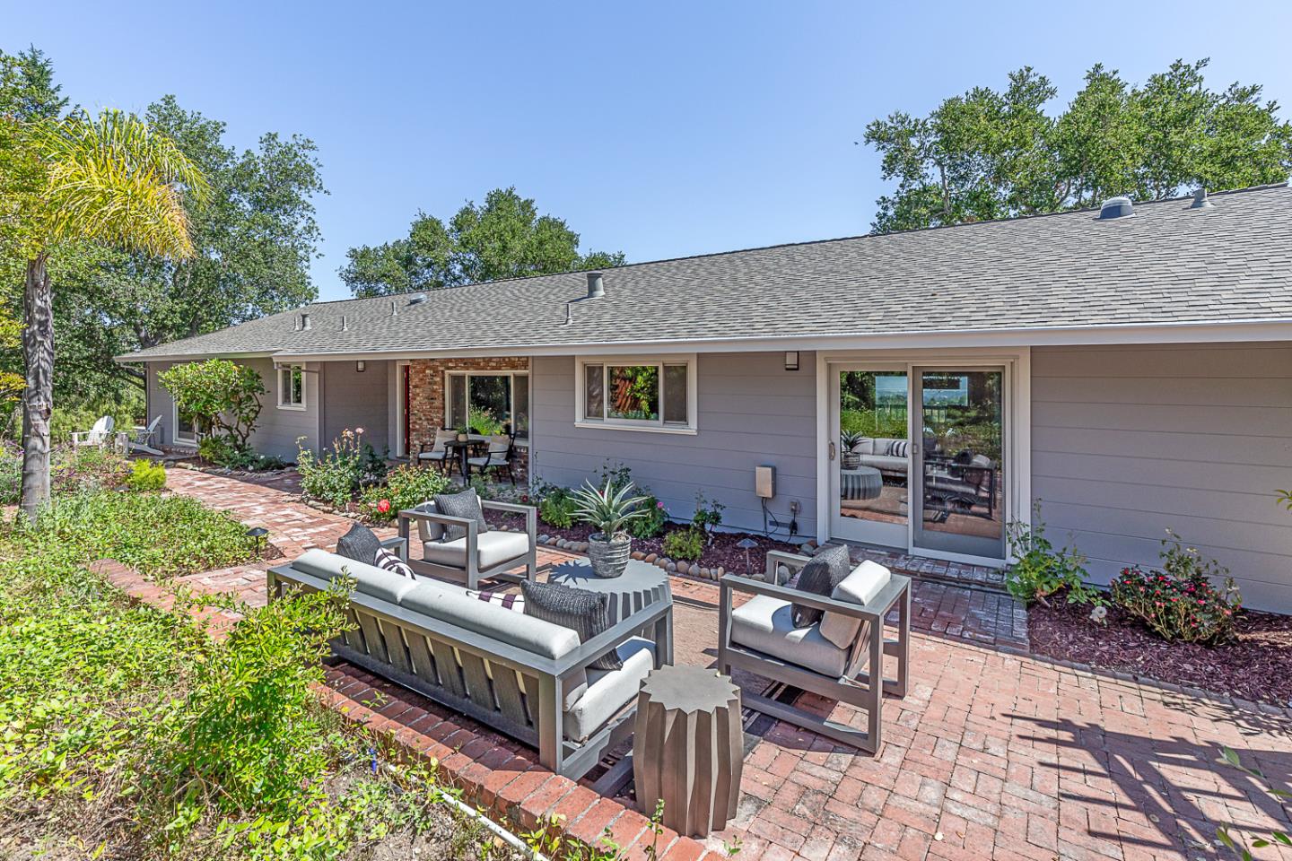 Detail Gallery Image 4 of 45 For 13038 Vista Del Valle Ct, Los Altos Hills,  CA 94022 - 4 Beds | 3/1 Baths