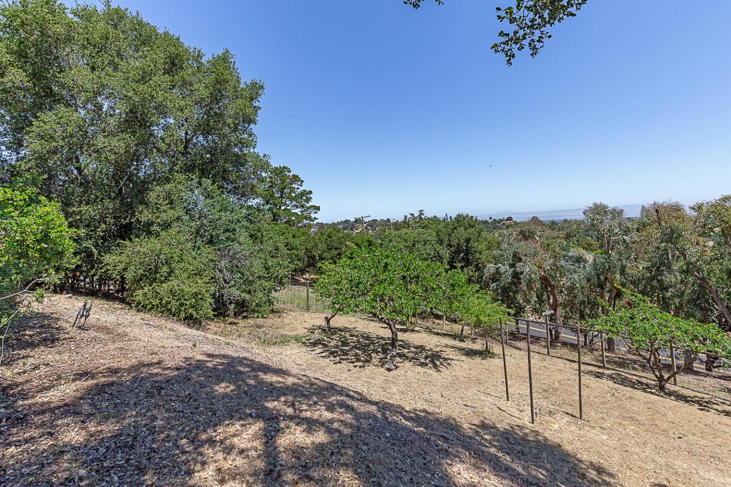 Detail Gallery Image 41 of 45 For 13038 Vista Del Valle Ct, Los Altos Hills,  CA 94022 - 4 Beds | 3/1 Baths