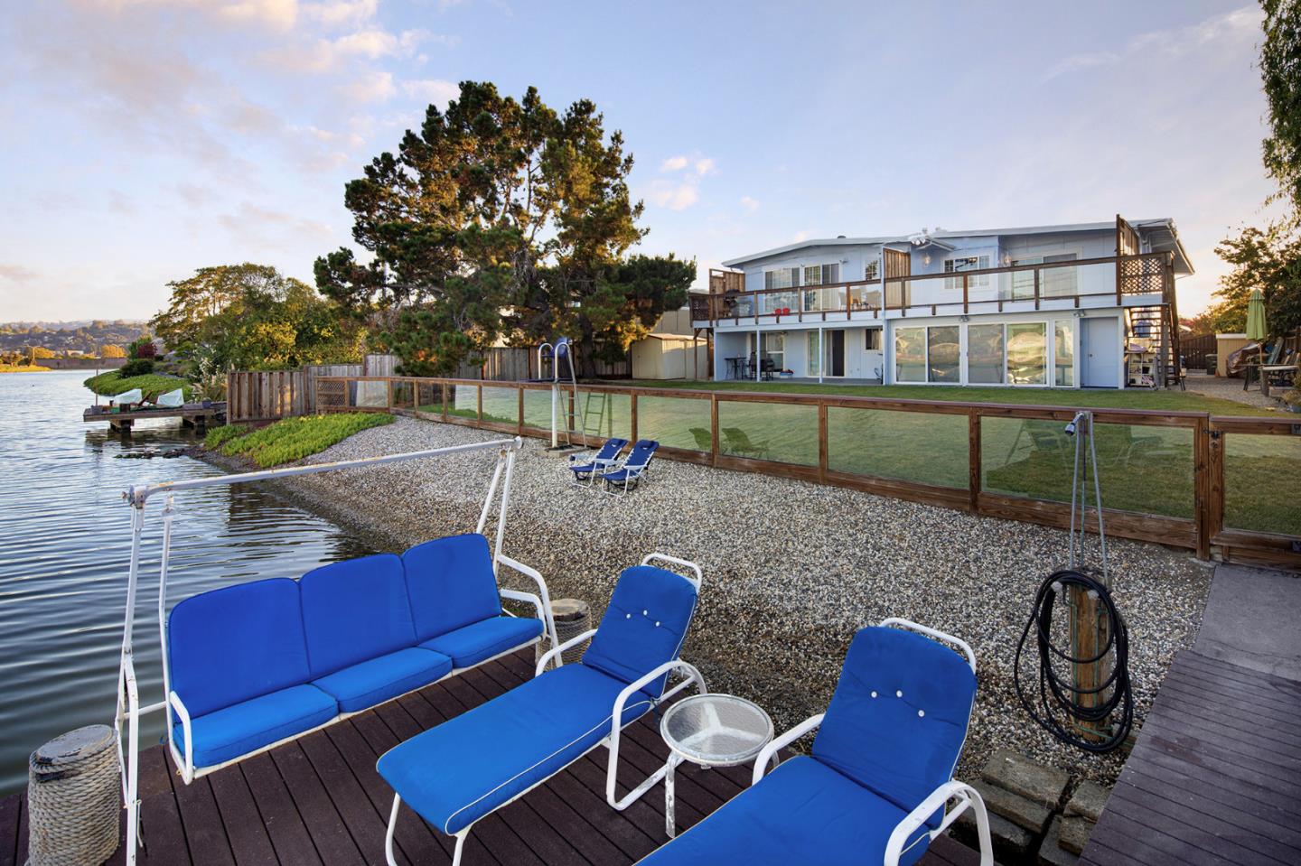 Detail Gallery Image 28 of 37 For 3335 Los Prados St #2,  San Mateo,  CA 94403 - 2 Beds | 1 Baths