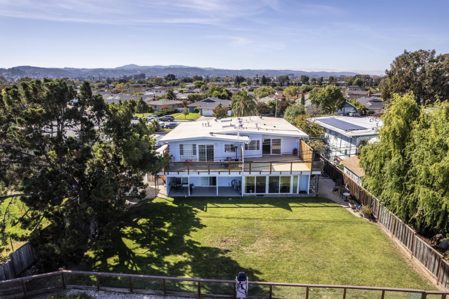 Detail Gallery Image 36 of 37 For 3335 Los Prados St #2,  San Mateo,  CA 94403 - 2 Beds | 1 Baths