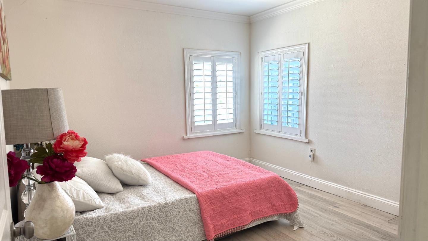 Detail Gallery Image 13 of 23 For 315 Garden St, East Palo Alto,  CA 94303 - 3 Beds | 1/1 Baths