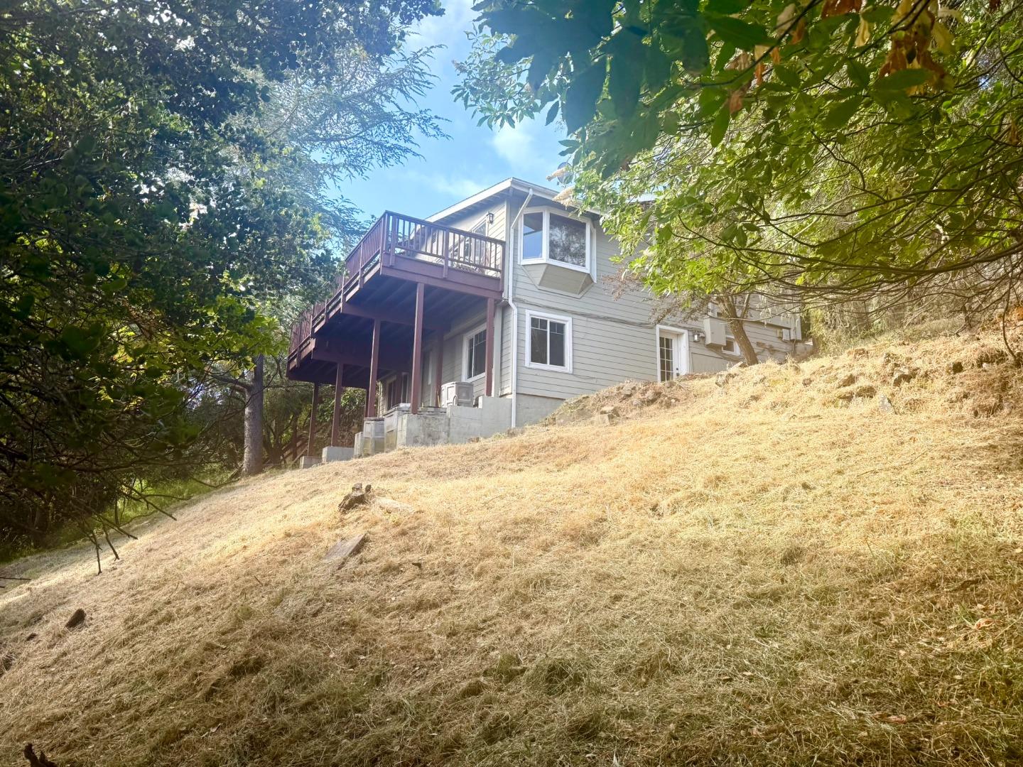 Detail Gallery Image 5 of 40 For 514 Live Oak Ln, Redwood City,  CA 94062 - 4 Beds | 2/1 Baths