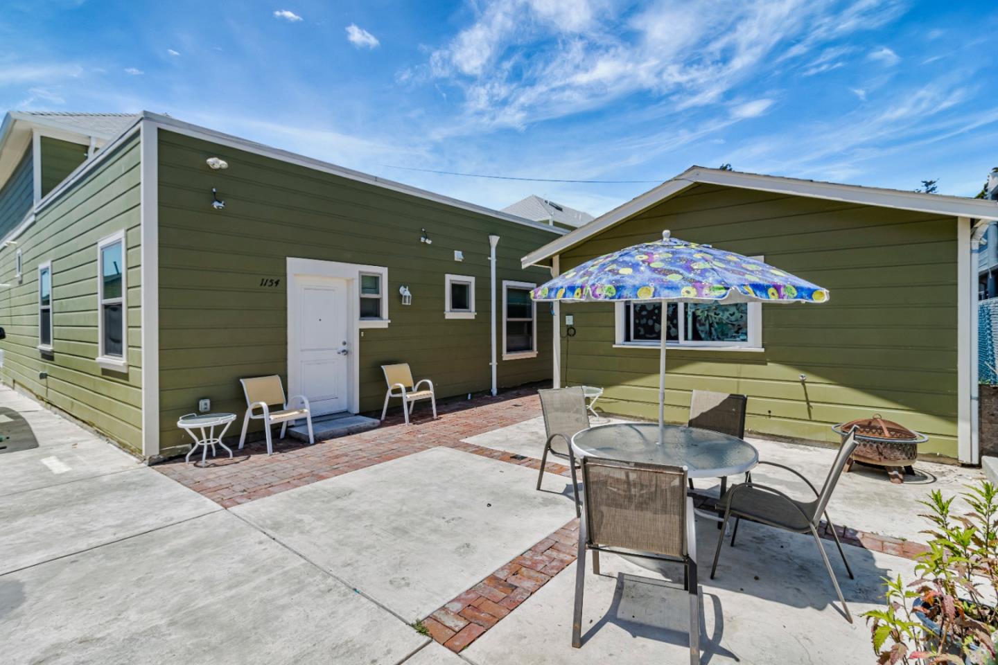 Detail Gallery Image 2 of 7 For 1152 98th Ave, Oakland,  CA 94603 - – Beds | – Baths