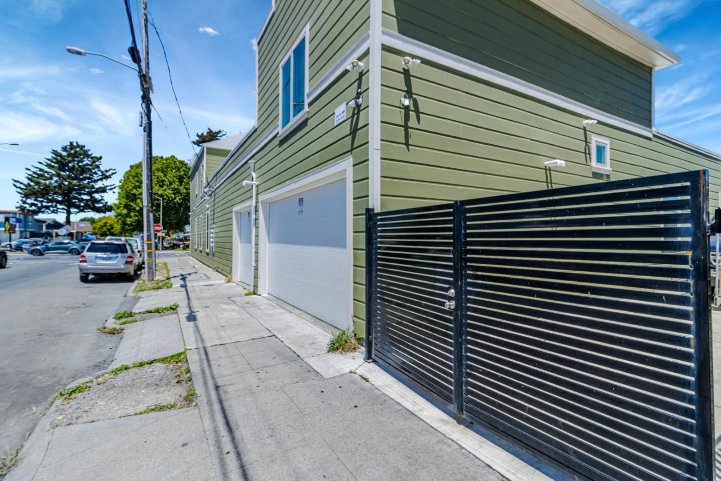 Detail Gallery Image 6 of 7 For 1152 98th Ave, Oakland,  CA 94603 - – Beds | – Baths