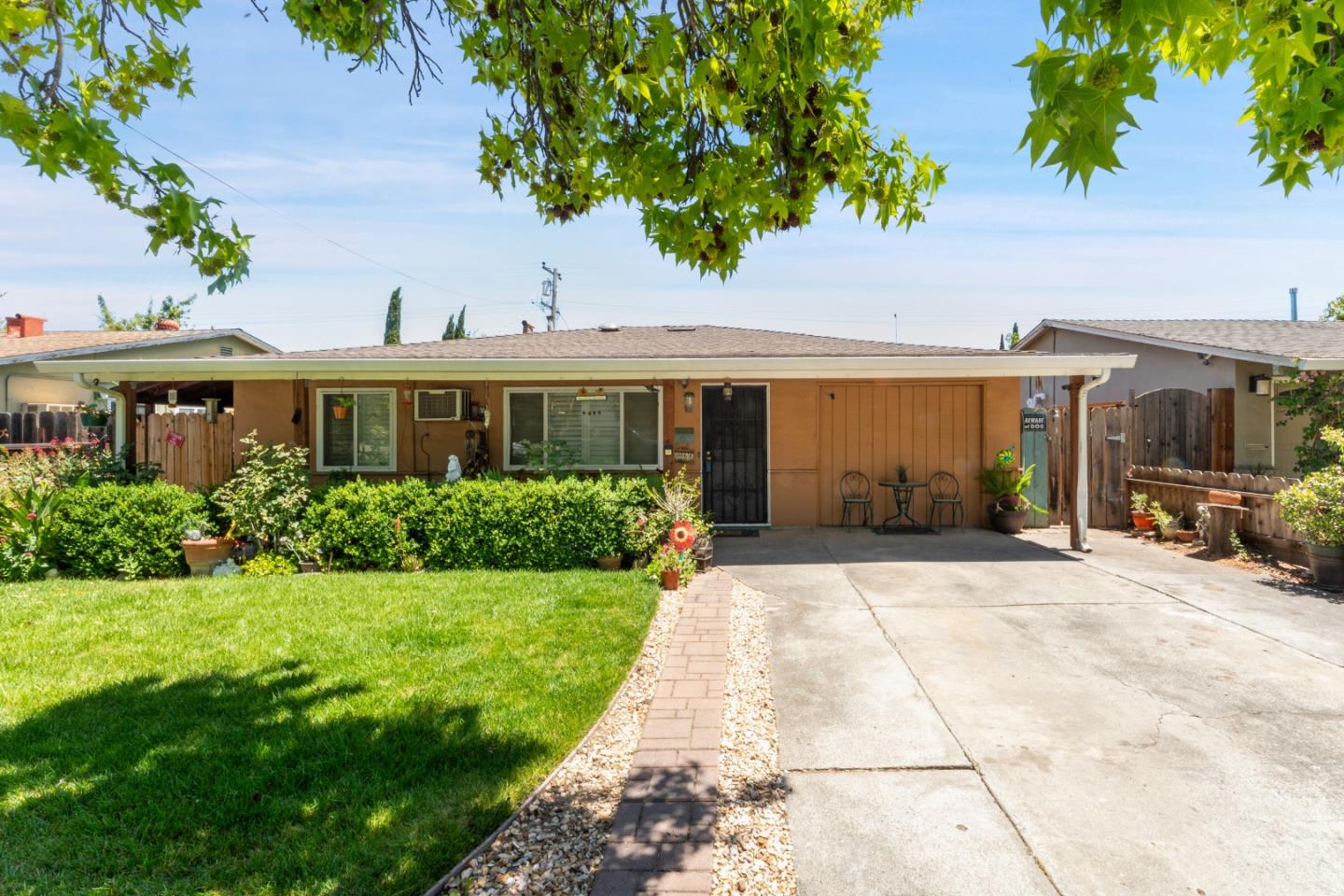 Detail Gallery Image 4 of 15 For 3068 Quinto Way, San Jose,  CA 95124 - 3 Beds | 1 Baths