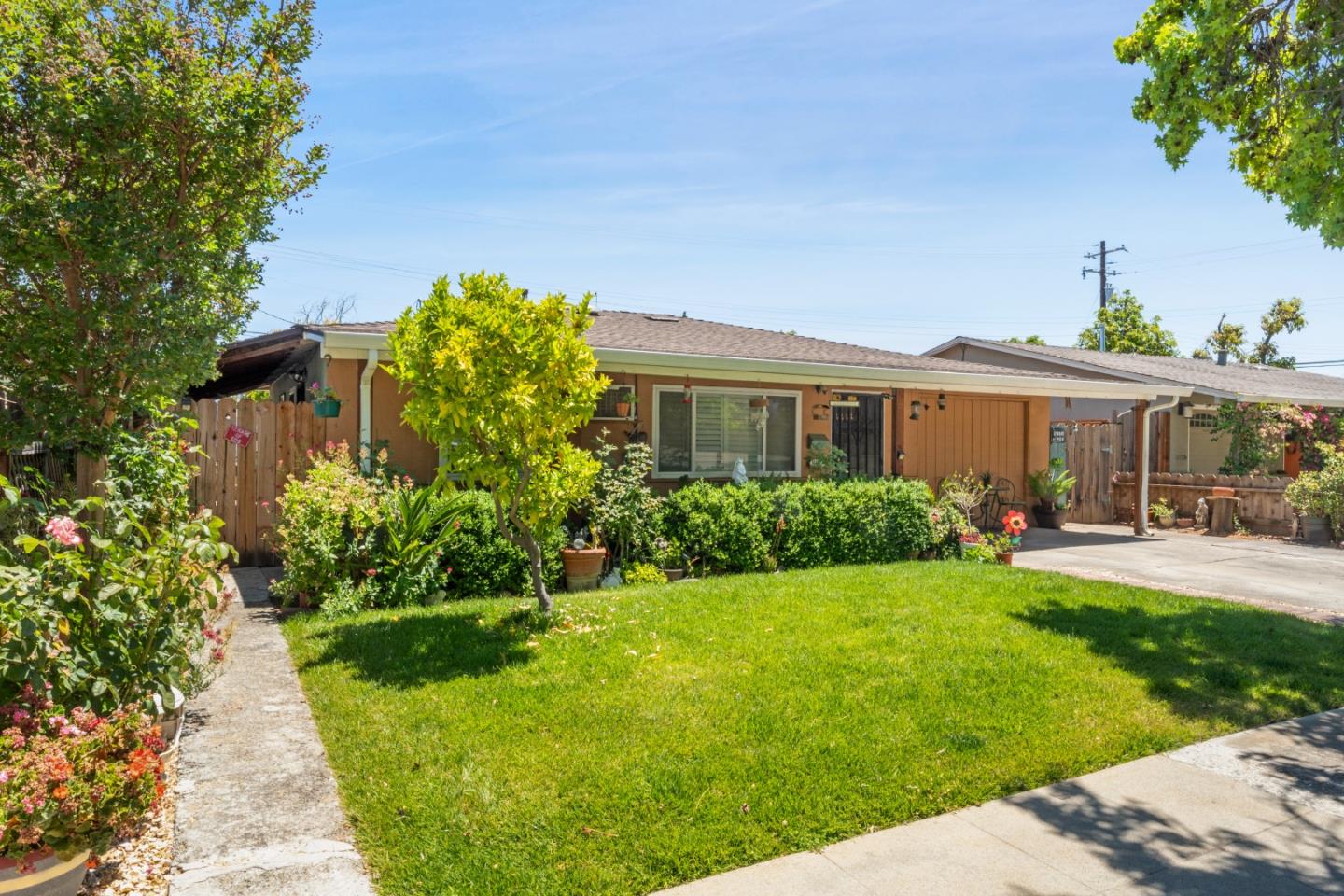 Detail Gallery Image 5 of 15 For 3068 Quinto Way, San Jose,  CA 95124 - 3 Beds | 1 Baths
