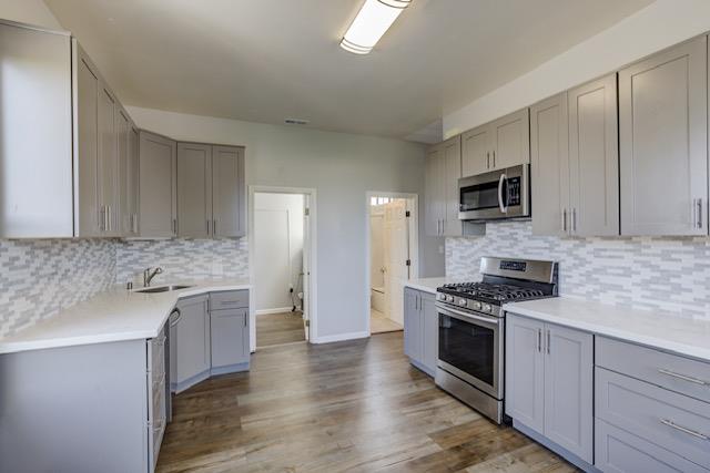 Detail Gallery Image 10 of 15 For 2305 Folsom St, San Francisco,  CA 94110 - 3 Beds | 1 Baths