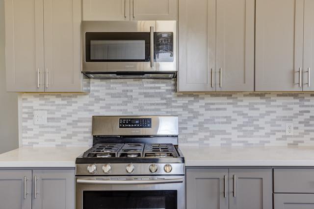 Detail Gallery Image 13 of 15 For 2305 Folsom St, San Francisco,  CA 94110 - 3 Beds | 1 Baths