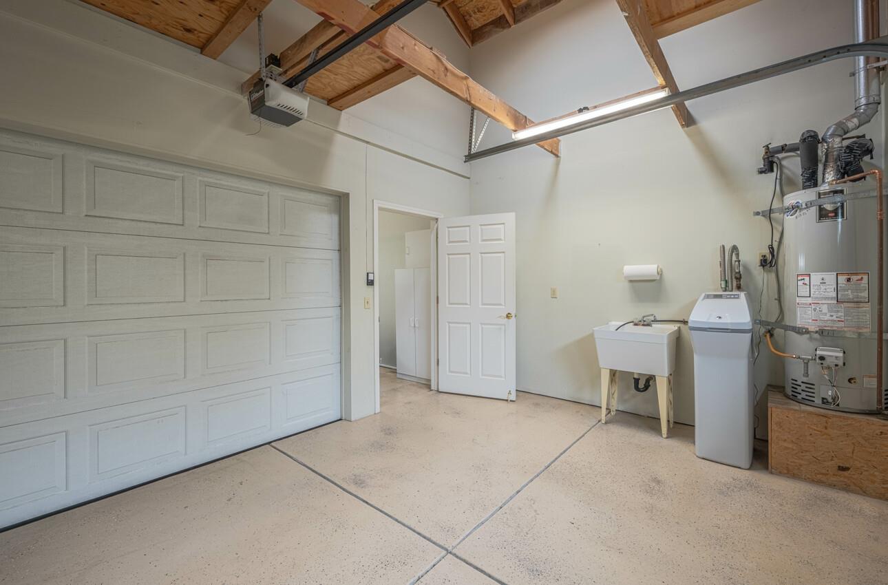 Detail Gallery Image 36 of 50 For 205 Maple St, Salinas,  CA 93901 - 3 Beds | 3 Baths
