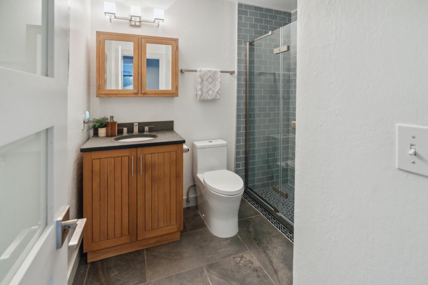 Detail Gallery Image 12 of 64 For 2203 Quail Hollow Rd, Ben Lomond,  CA 95005 - 4 Beds | 2/1 Baths