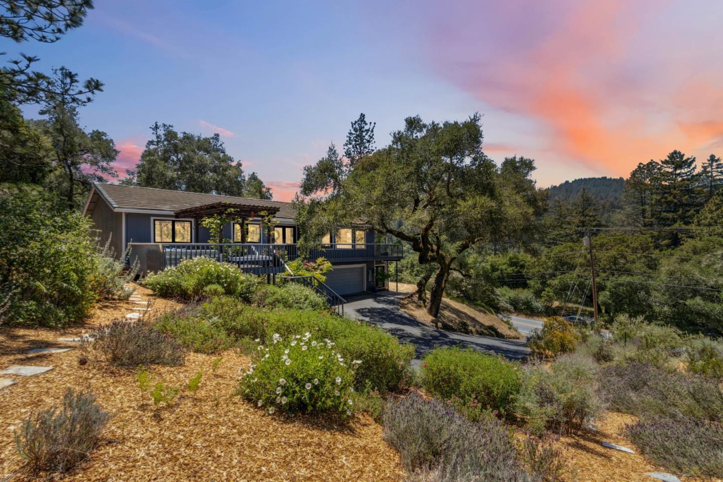 Detail Gallery Image 2 of 64 For 2203 Quail Hollow Rd, Ben Lomond,  CA 95005 - 4 Beds | 2/1 Baths