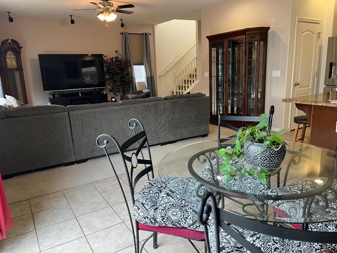 Detail Gallery Image 11 of 37 For 51 Sturla Way, Gilroy,  CA 95020 - 3 Beds | 2/1 Baths