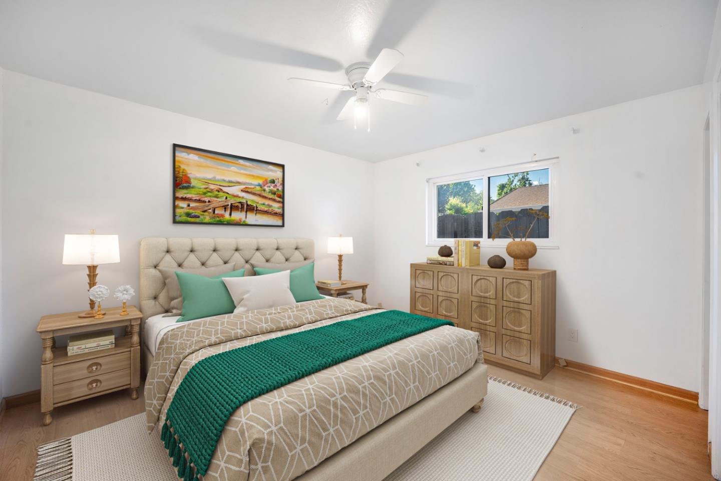 Detail Gallery Image 12 of 37 For 921 Suiter St, Hollister,  CA 95023 - 4 Beds | 2 Baths