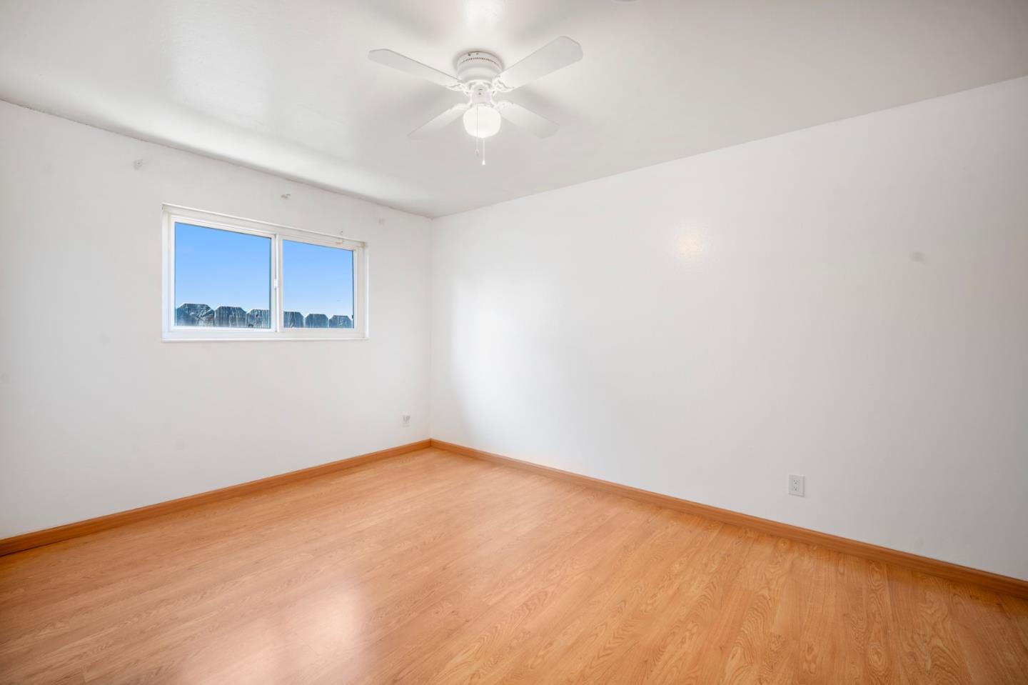 Detail Gallery Image 17 of 37 For 921 Suiter St, Hollister,  CA 95023 - 4 Beds | 2 Baths