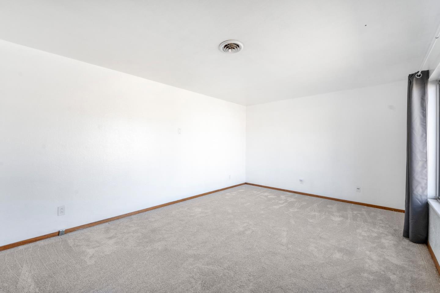 Detail Gallery Image 6 of 37 For 921 Suiter St, Hollister,  CA 95023 - 4 Beds | 2 Baths