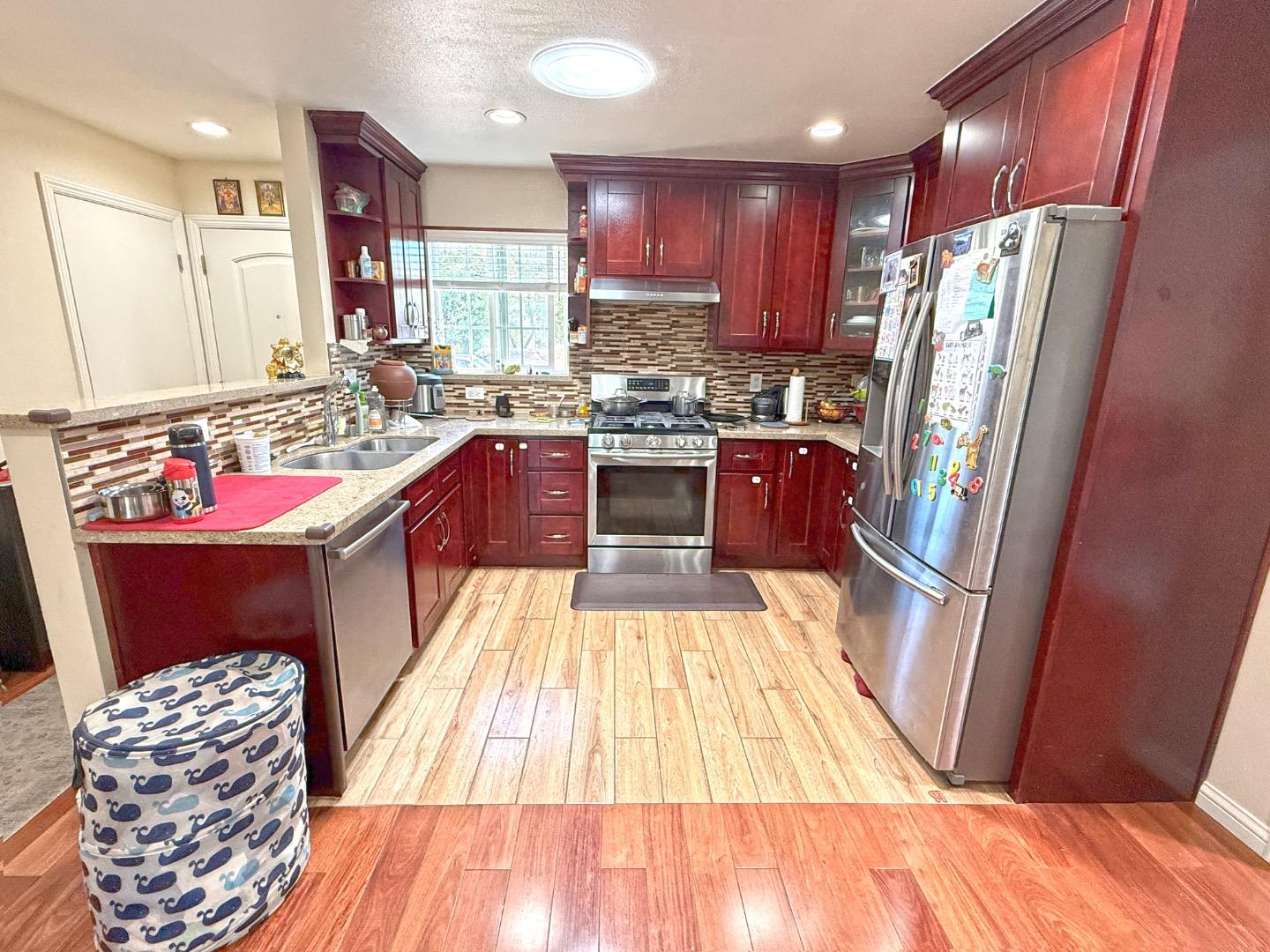 Detail Gallery Image 3 of 12 For 3585 Cadwallader Ave, San Jose,  CA 95121 - 2 Beds | 1 Baths