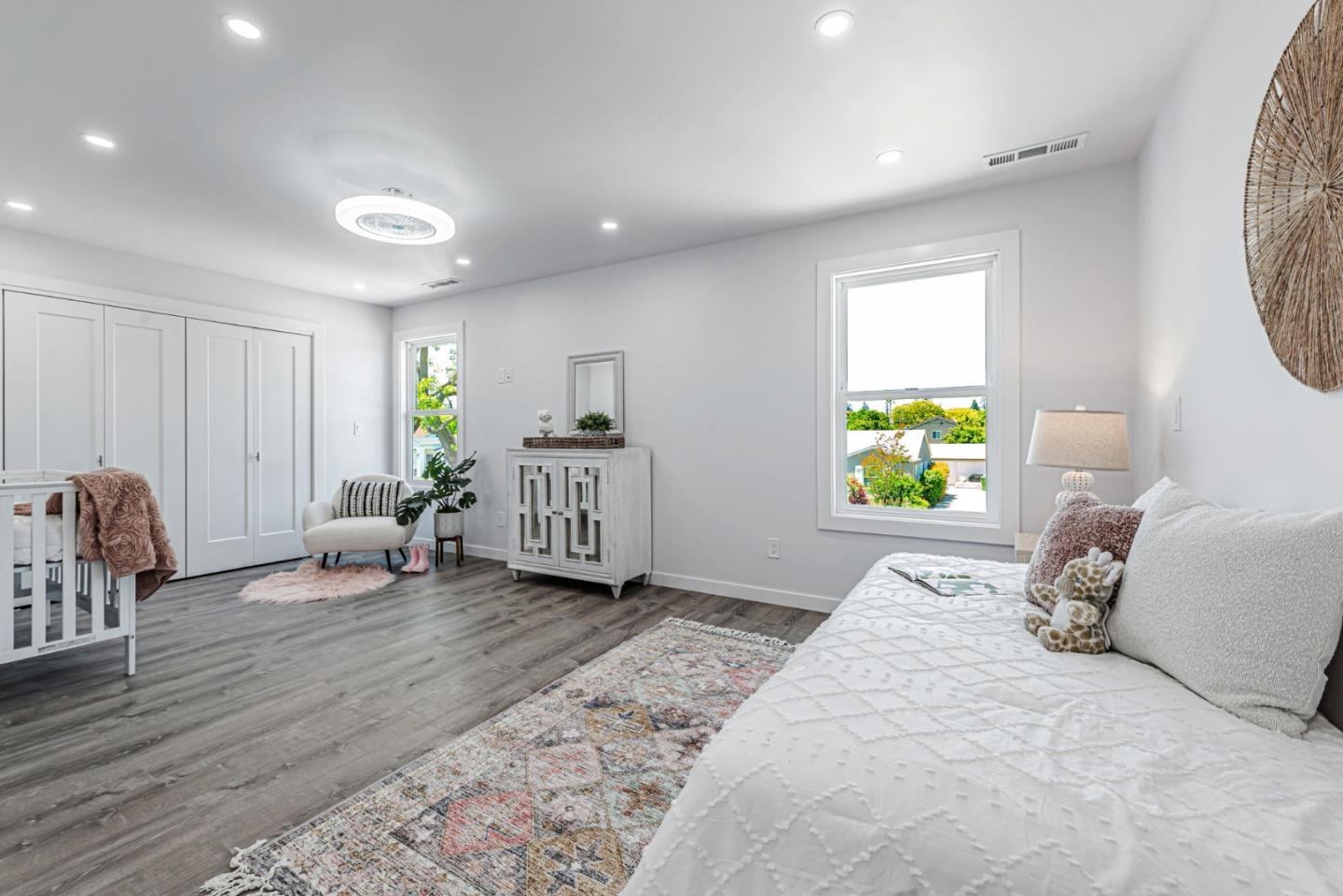 Detail Gallery Image 30 of 66 For 920 Arnold Way, San Jose,  CA 95128 - 6 Beds | 4/1 Baths