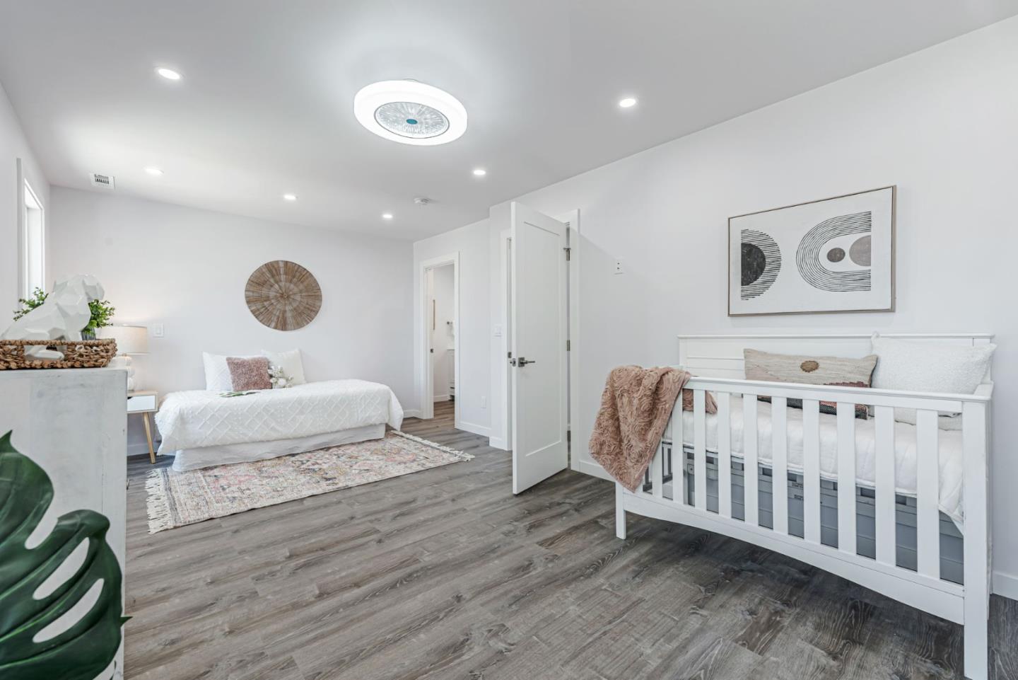 Detail Gallery Image 31 of 66 For 920 Arnold Way, San Jose,  CA 95128 - 6 Beds | 4/1 Baths
