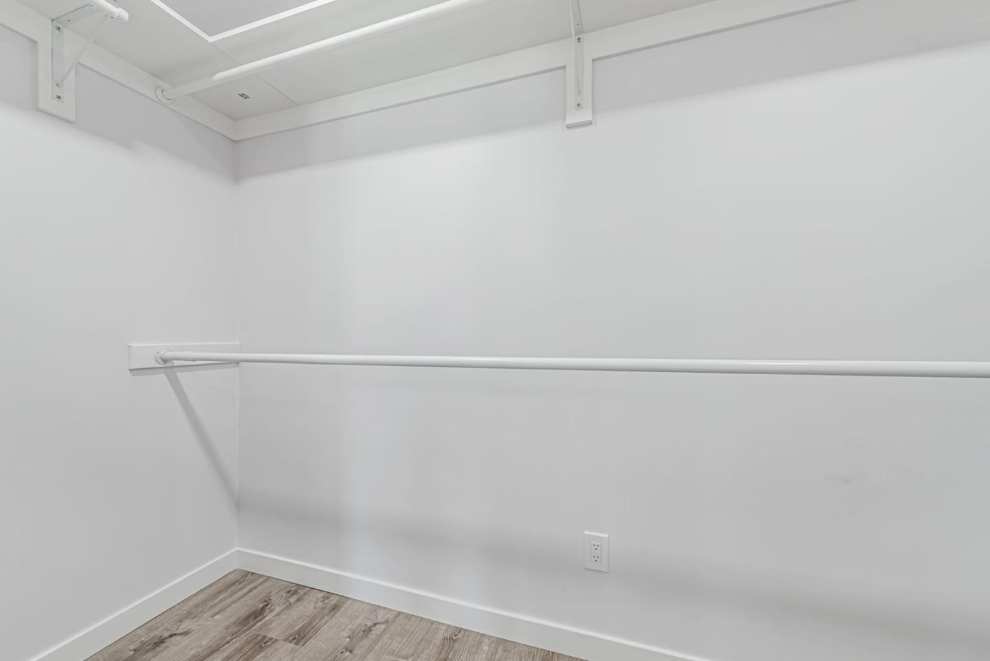 Detail Gallery Image 38 of 66 For 920 Arnold Way, San Jose,  CA 95128 - 6 Beds | 4/1 Baths
