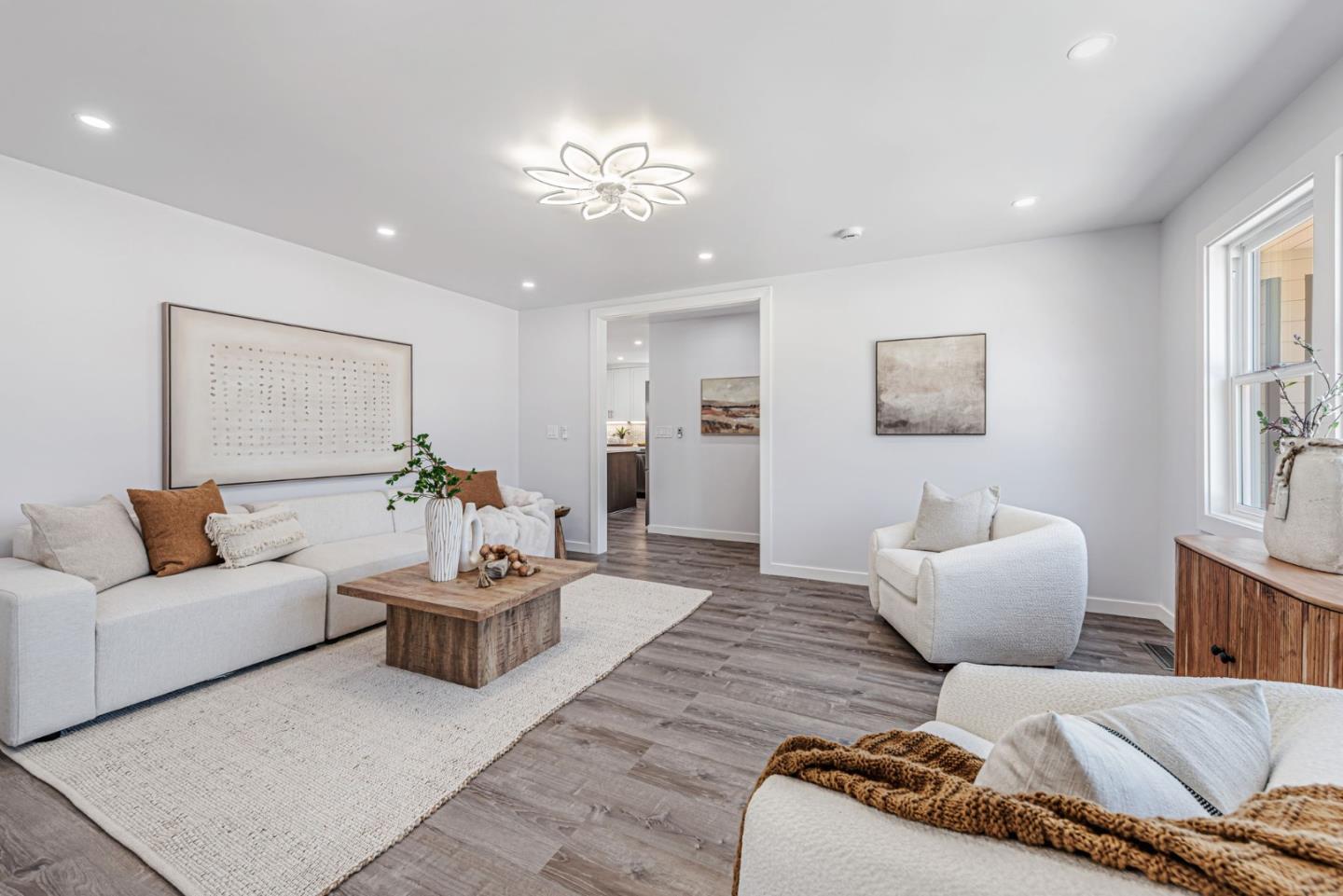 Detail Gallery Image 6 of 66 For 920 Arnold Way, San Jose,  CA 95128 - 6 Beds | 4/1 Baths