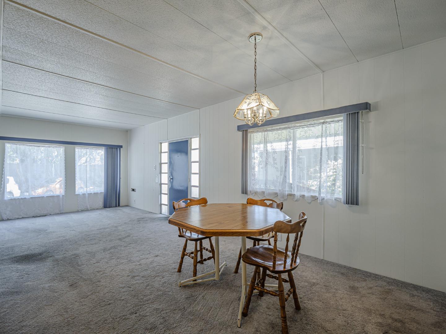 Detail Gallery Image 14 of 74 For 1555 Merrill St #176,  Santa Cruz,  CA 95062 - 2 Beds | 2 Baths