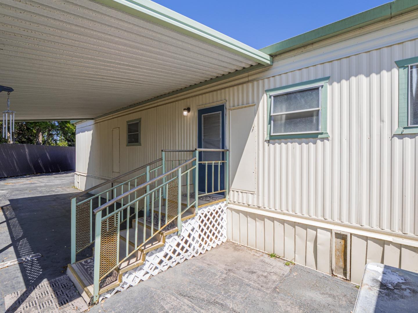 Detail Gallery Image 43 of 74 For 1555 Merrill St #176,  Santa Cruz,  CA 95062 - 2 Beds | 2 Baths
