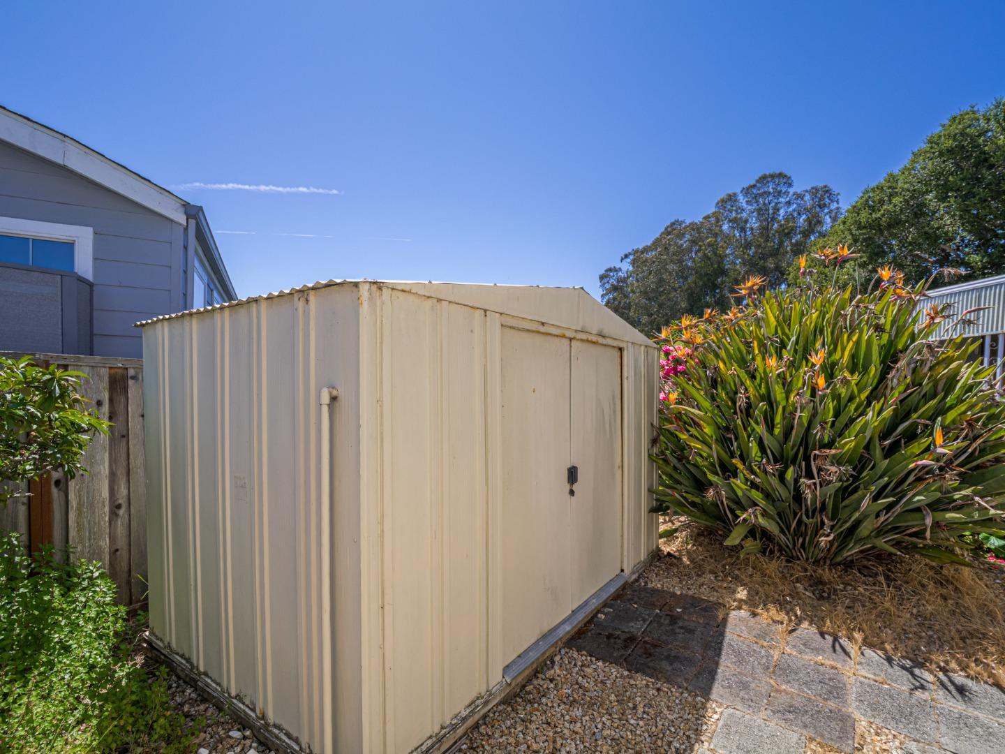 Detail Gallery Image 46 of 74 For 1555 Merrill St #176,  Santa Cruz,  CA 95062 - 2 Beds | 2 Baths